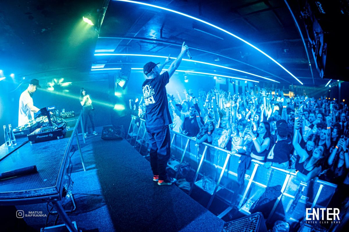 ENTER Club